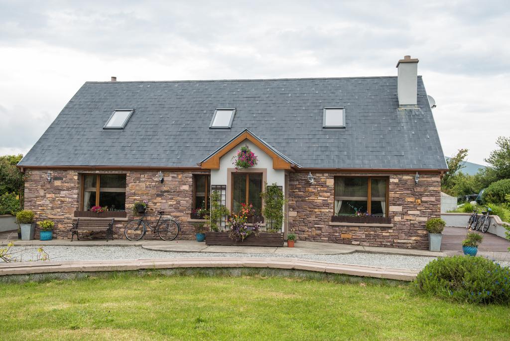Restmore B&B Annascaul Bagian luar foto